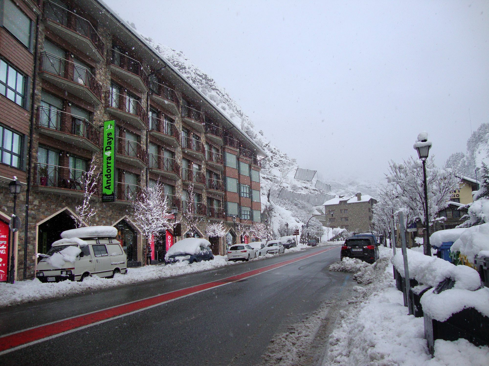 Apartamentos Canillo Pie Pistas 3000 מראה חיצוני תמונה